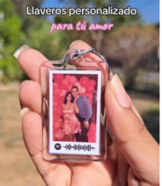 Personalized acrylic keychains - Image 3